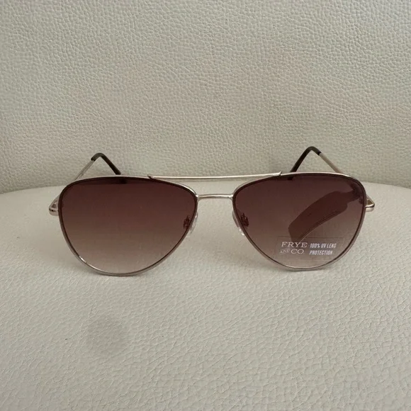 Frye and Co FRENCHIE Women’s Gold Aviator Sunglasses. MSRP $70 Frye and Co FRENCHIE Women main image 4